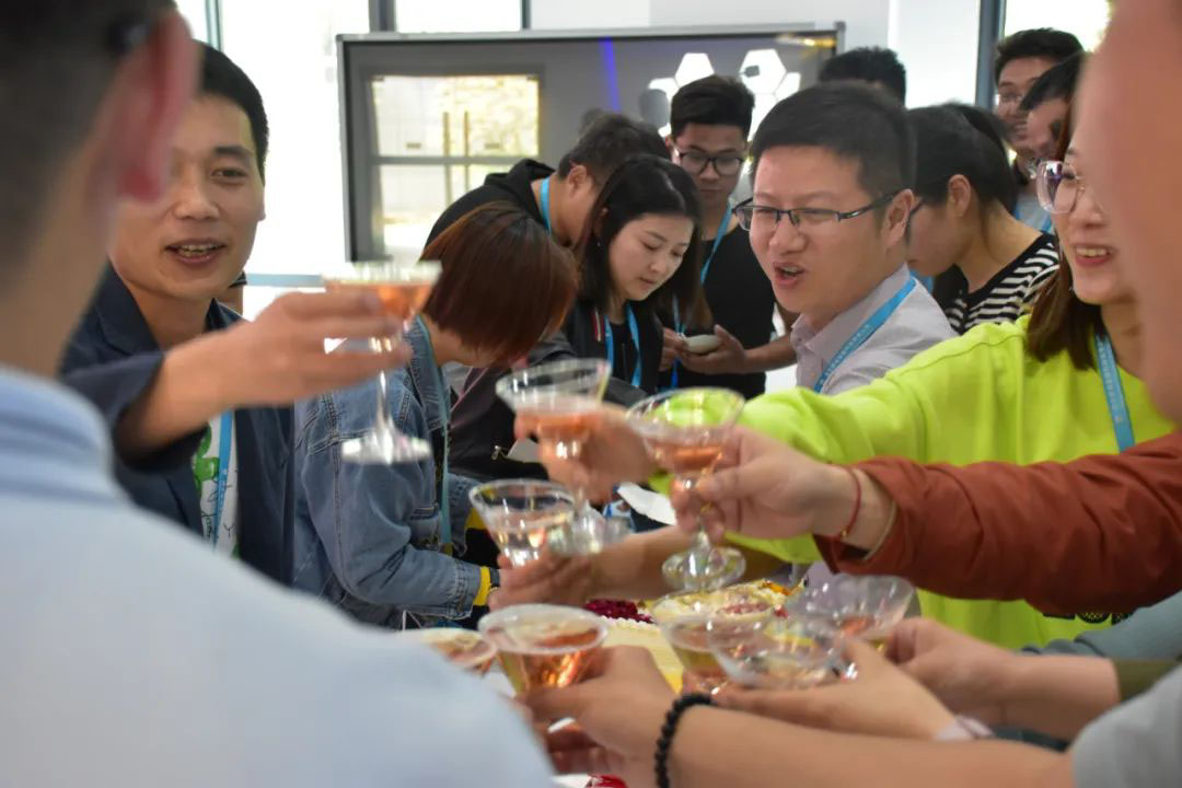 1675928075587377.jpg 1675928075587377.jpg